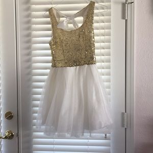 Juniors homecoming dress (Worn Once)